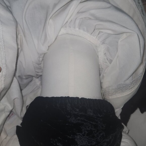 Vintage Fayzah Spanos Design @1996 24" Vinyl & Cloth Doll - Picture 9 of 11